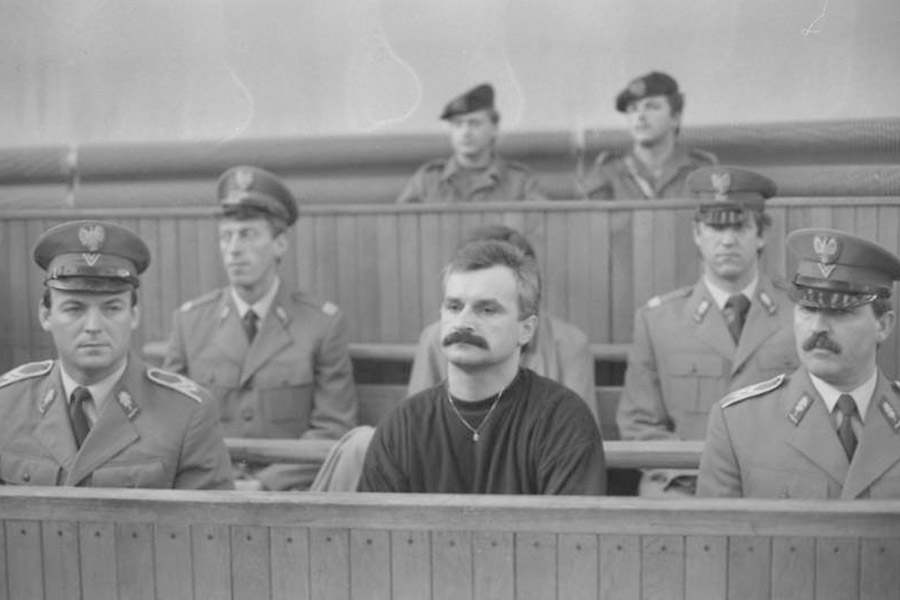 Zdjęcie Zdzisława Najmrodzkiego w sądzie